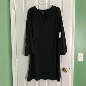 Beautiful black shift dress NWT